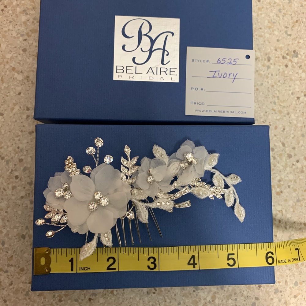 COPY - Bridal hairpiece